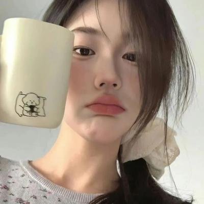 无法触碰的她